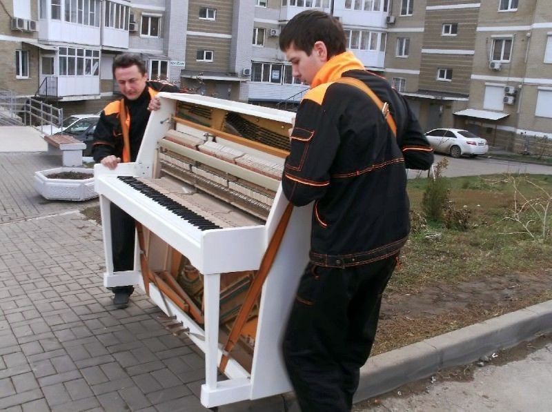 Перевозка пианино и рояля в Махачкале — цена от 828 руб., грузчики, упаковка — Мастер24